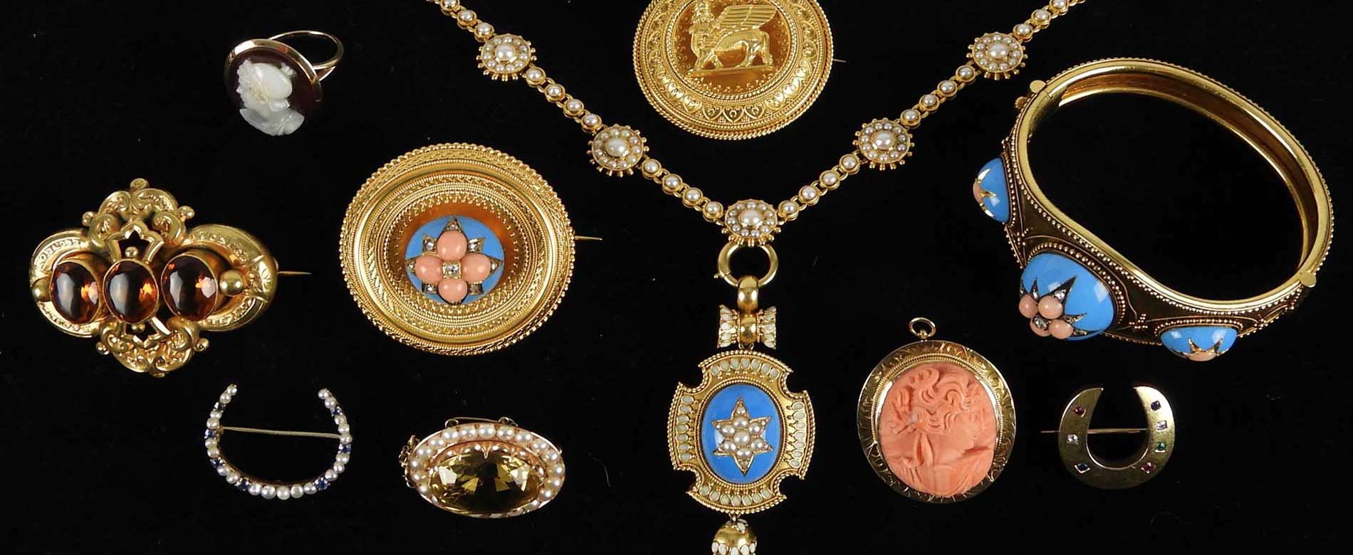 Join Murrays valuers every Wednesday 10am to 4pm for free verbal appraisals!